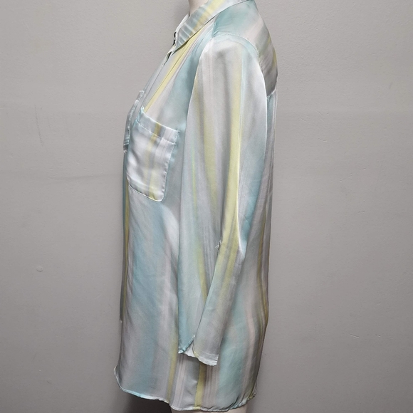 Conrad C pastel neutral airbrushed satin button down size 6 - Picture 4 of 8